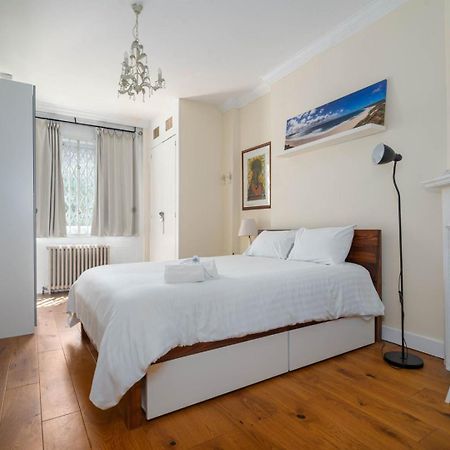 Guestready - Former Pub-Turned-One Bedroom Flat London Kültér fotó